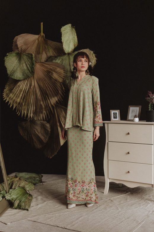 Aubree Kebaya Ironless 11.0 - Green tea